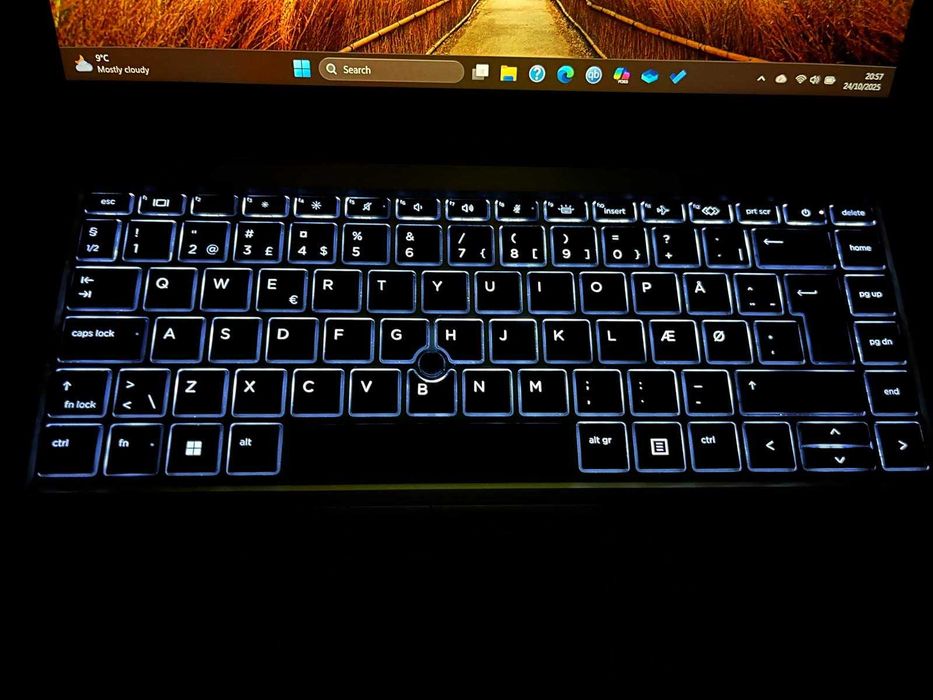 HP EliteBook 840 G8 IntelCore i5-1145G7/16GB/512SSD