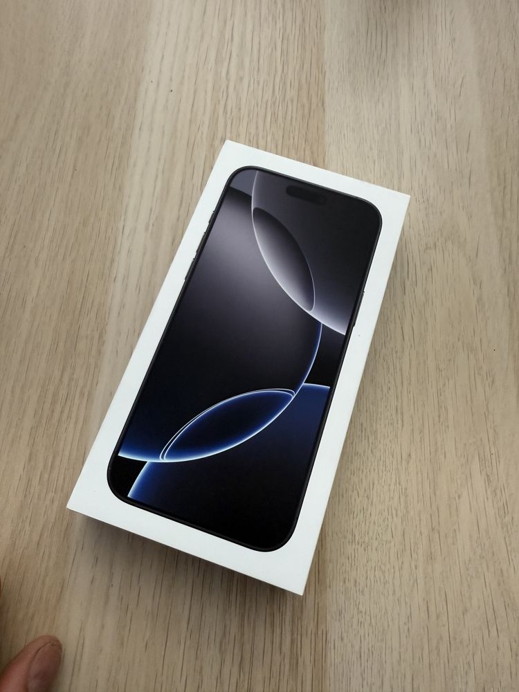 iPhone 16 Pro Max