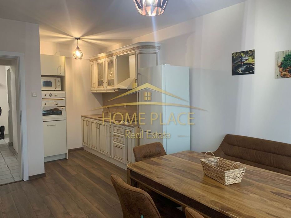 Дава се под наем Четиристаен апартамент в Варна, Централна поща - 98 кв.м за 1224 € - Снимка #1