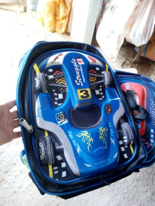 Сумки  школный  продаётся