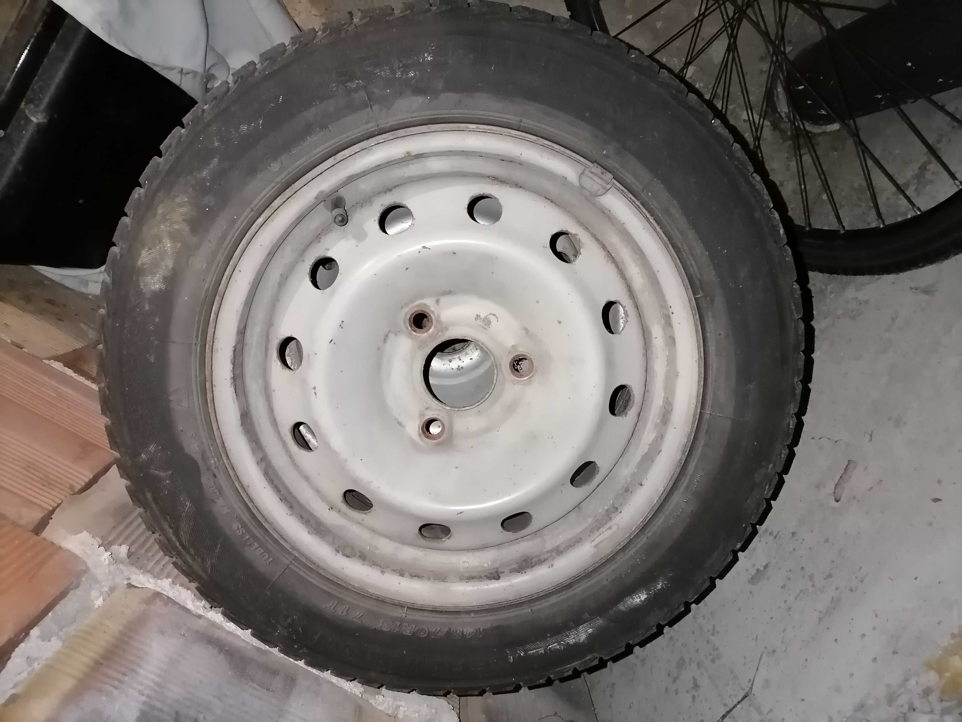 Зимни гуми с джантите, 145/70 R13