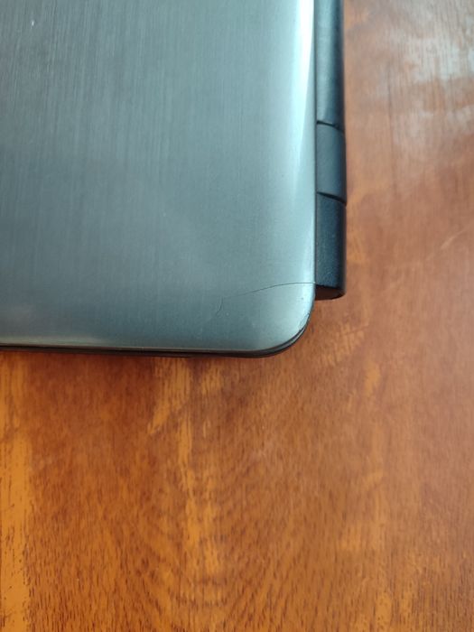 Acer Kompyuter sotiladi