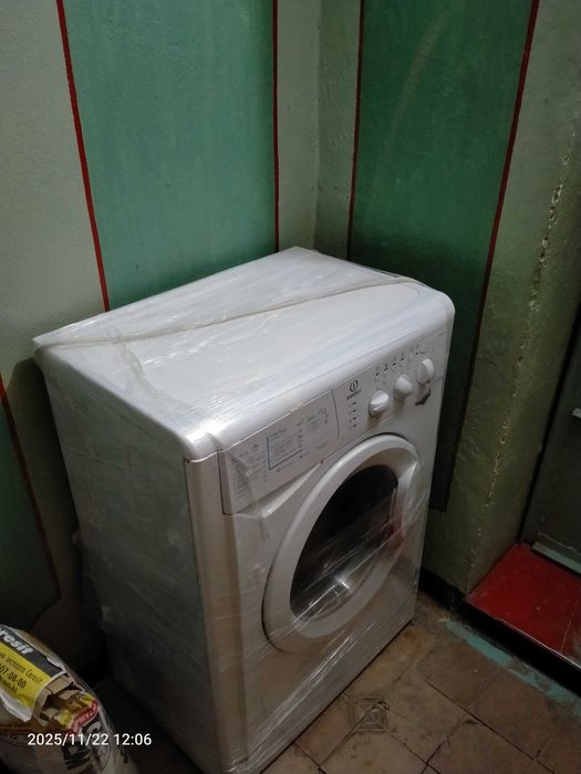 Стиральная машина INDEZIT