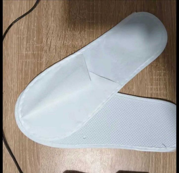 Одноразовые тапочки для гостиниц спа итд