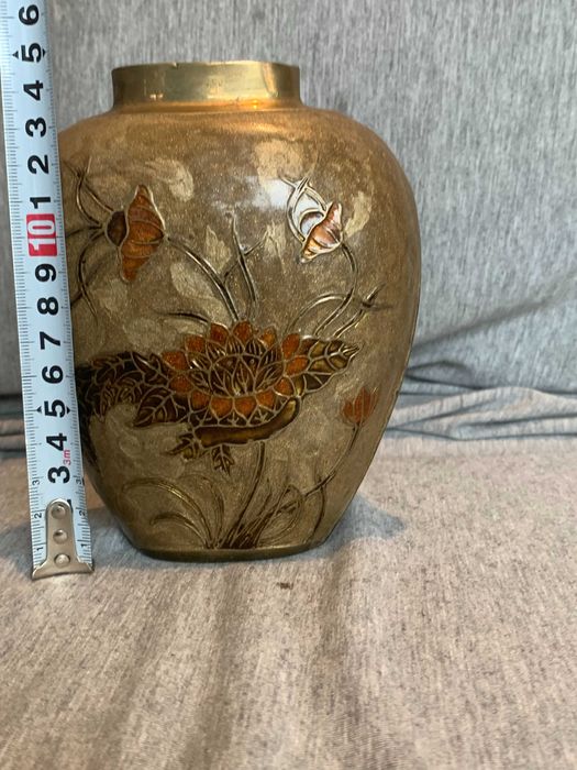 Месингова ваза с емайл Cloisonne: Флорално бронзово покритие,