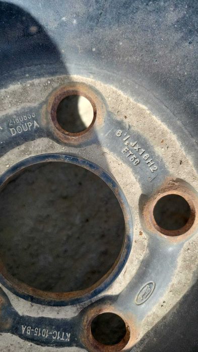 Jante tabla + anvelope - Ford Transit Connect 2021 - 6.1/j/16H2 -4 BUC