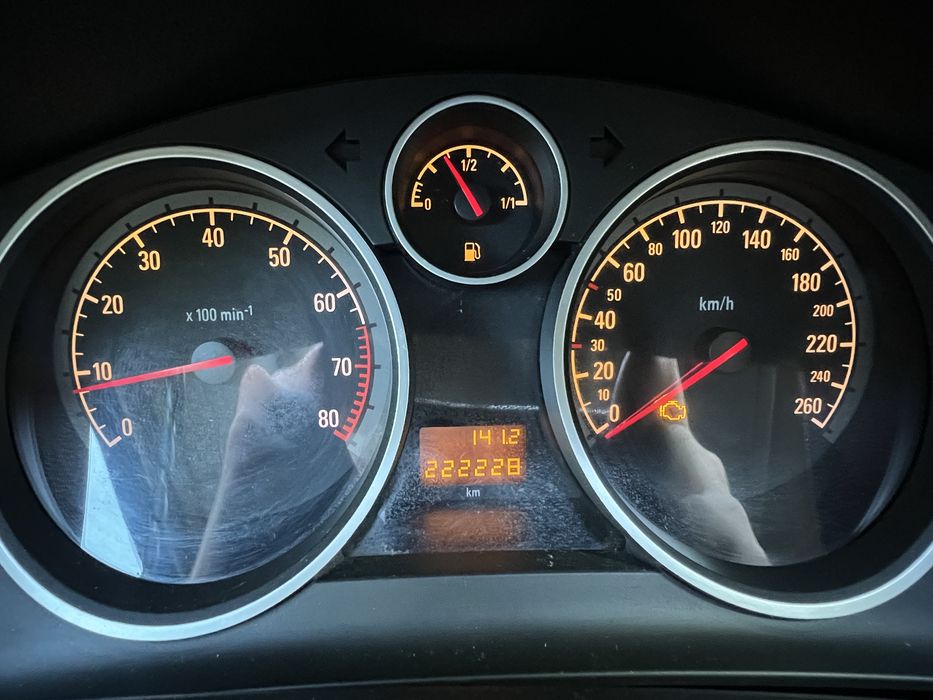 Opel Astra H 1.6 Benzină XEP – 2005