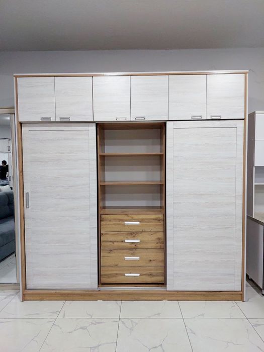 Большой купе шкаф