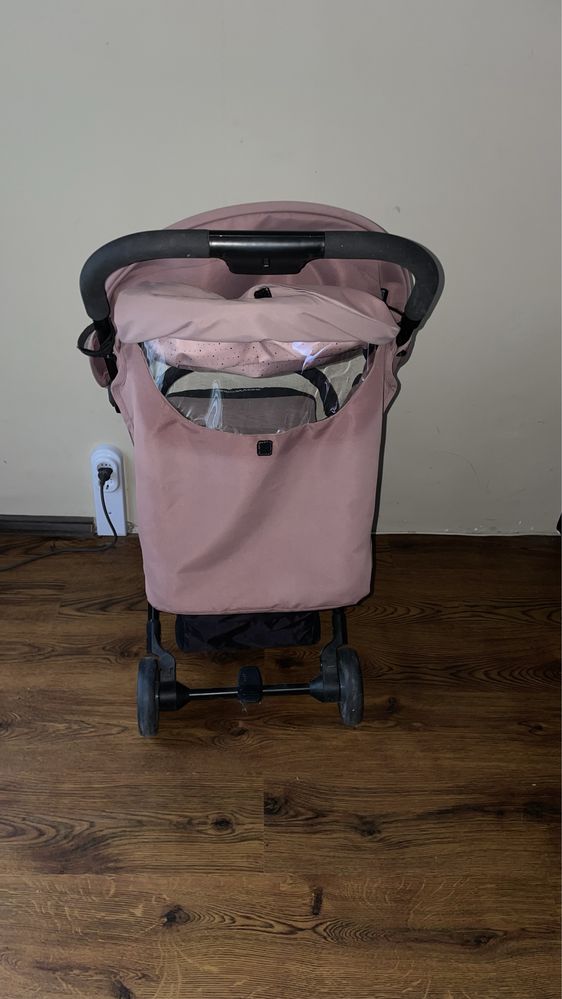Детска количка EASYWALKER