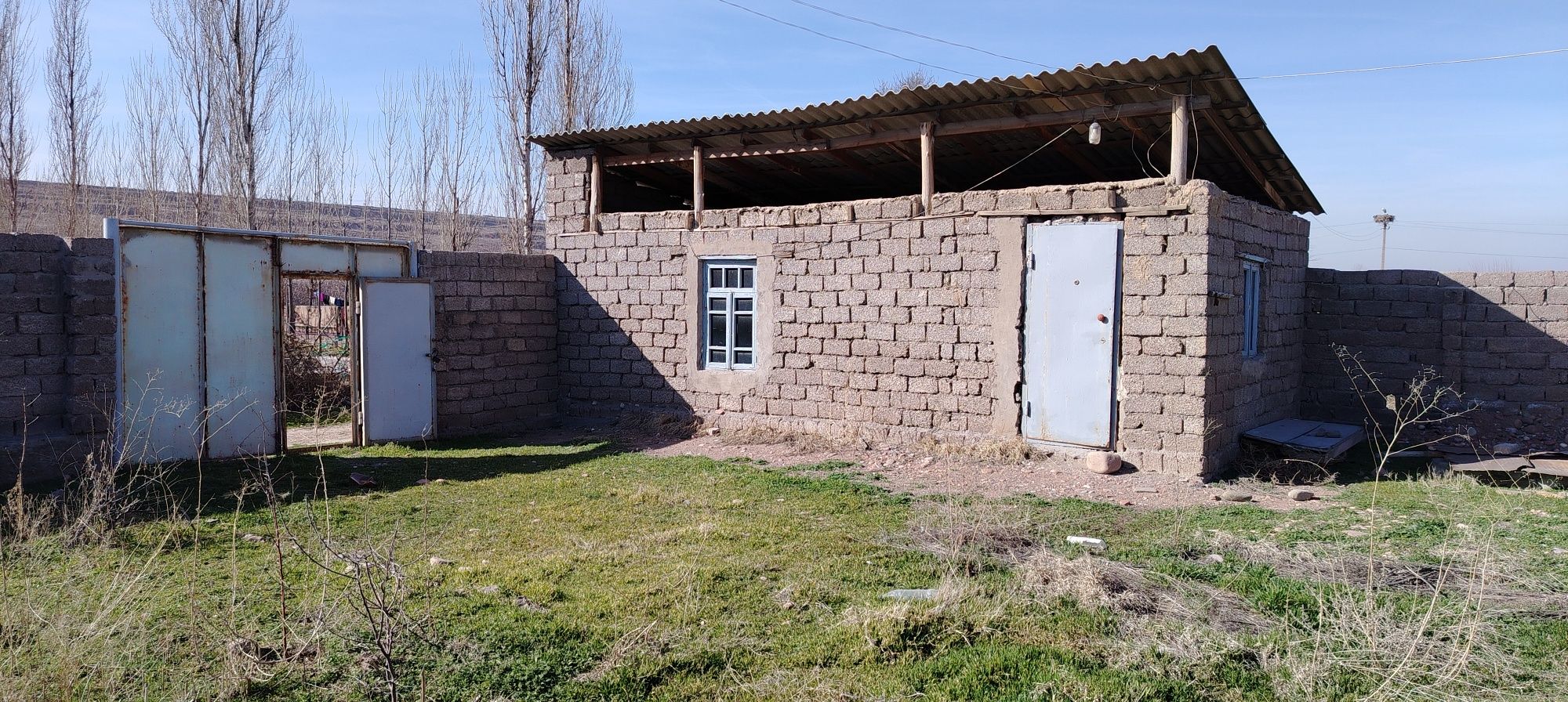 Dacha sotiladi yoki barter