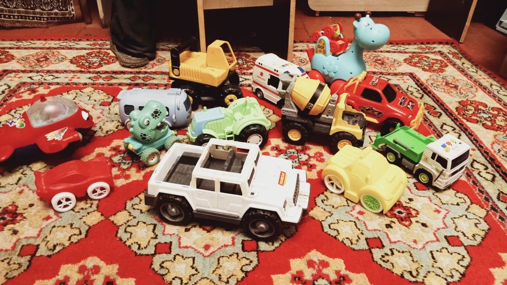 Детские игрушки.
