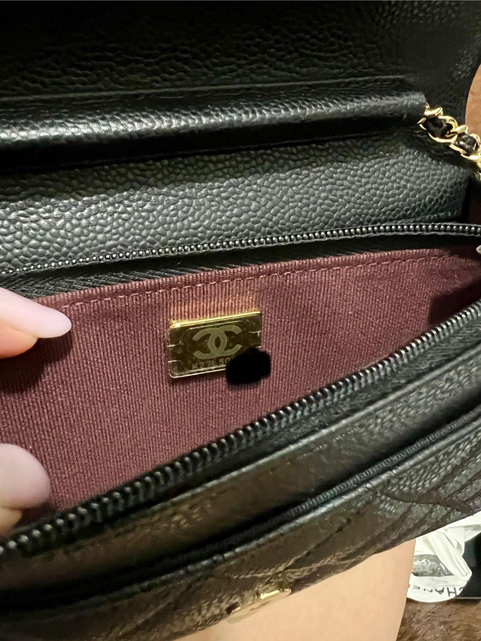 Chanel wallet on chain