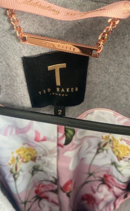 Ново палто Ted Baker , размер М/2
