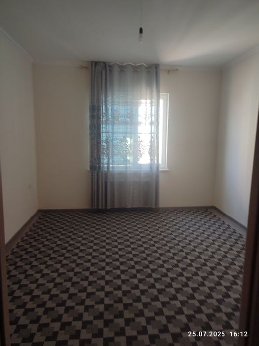 Qarshi citydan 3 xonali xonadon ijaraga beriladi hamma sharoiti bor.