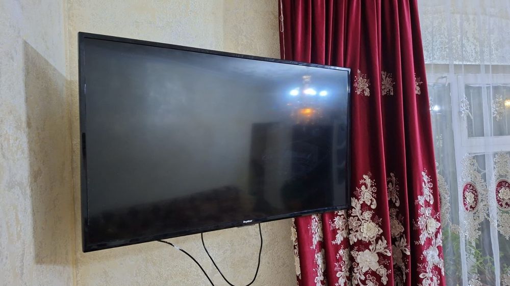 Продам телевизор!