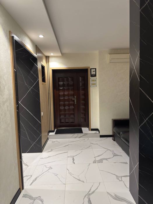 Юнус Раджаби Интерпол | 82кв - нежилое помещение Аренда