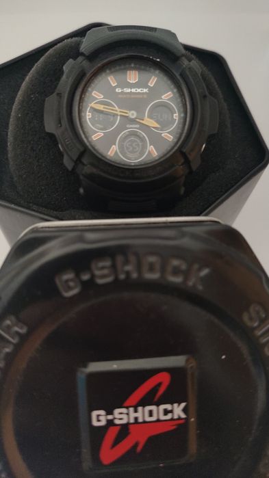 Casio G-Shock AWG-M100