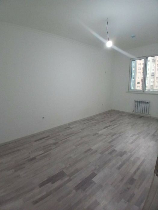 Yashnabod olmos maxallada kvartira sotiladi