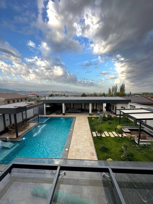 Dacha “Fairmont villa” oqtosh quyoshka yaqin