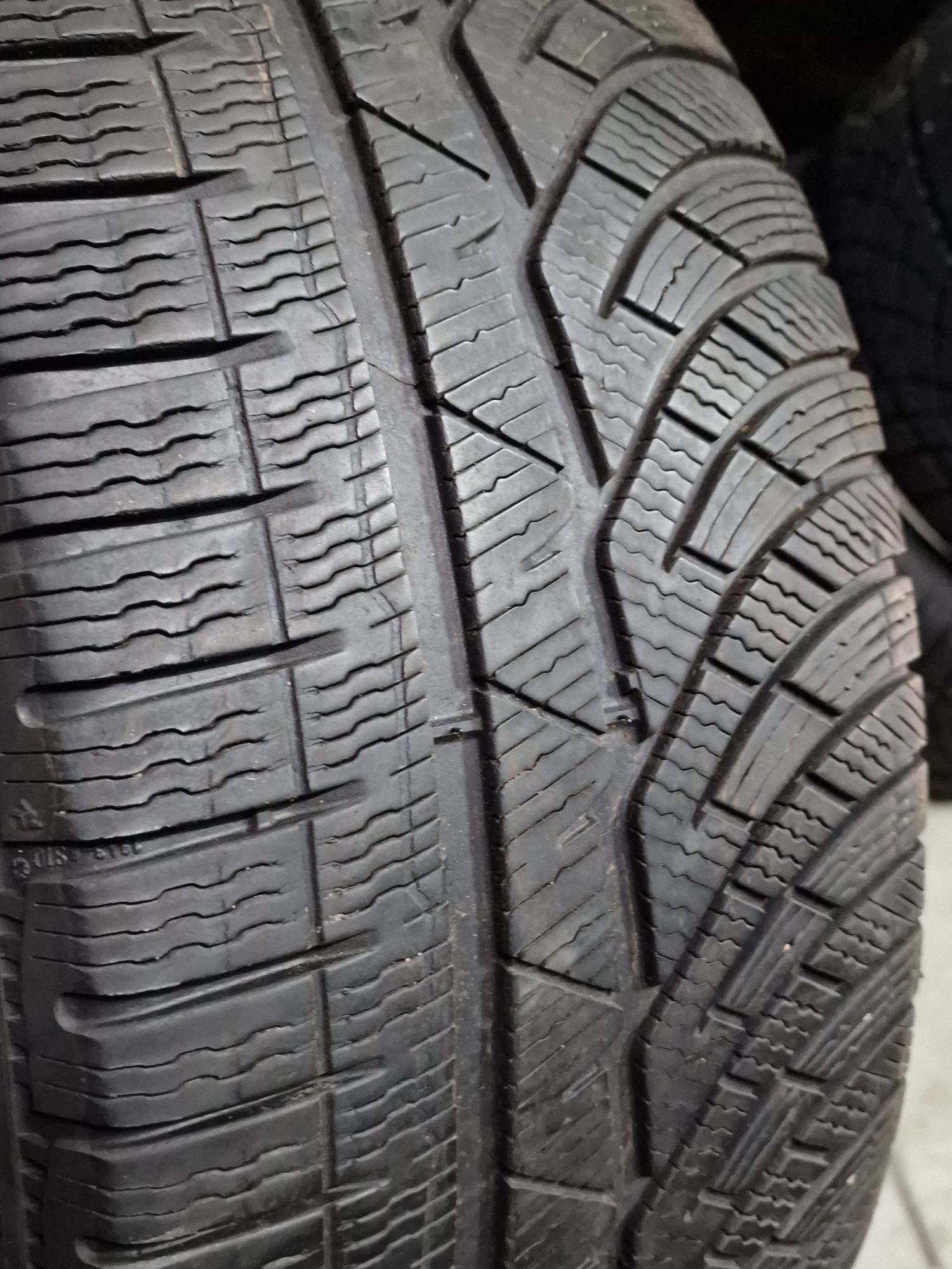 235 55 17 Michelin