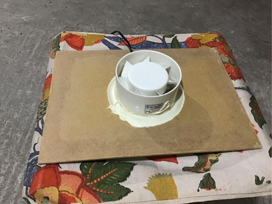 Ventilator bucatarie sau baie