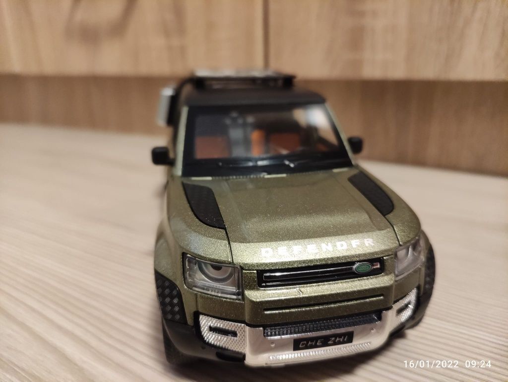 Macheta Land Rover