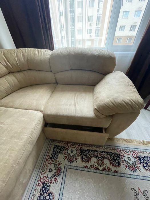 Продается диван с креслом