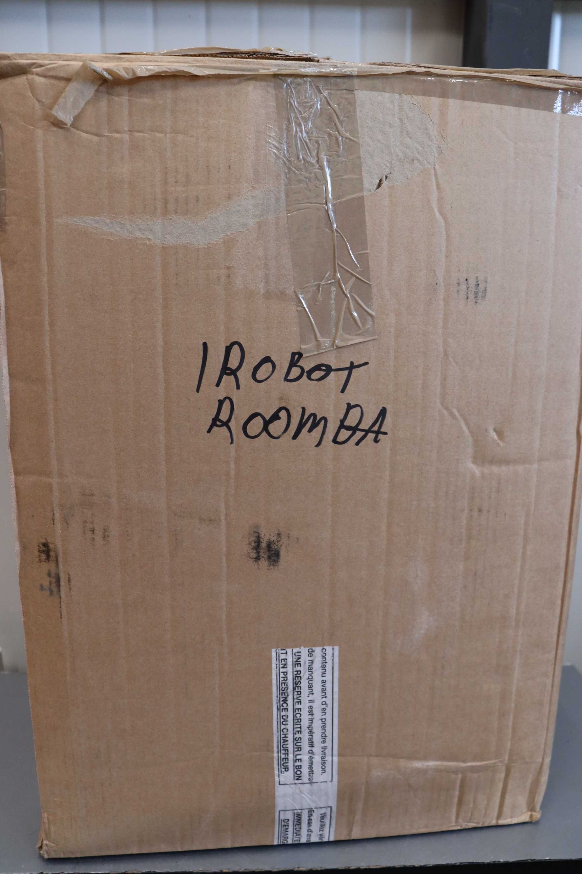 Робот прахосмукачка със самопочистваща станция iRobot Roomba i3+ i3554