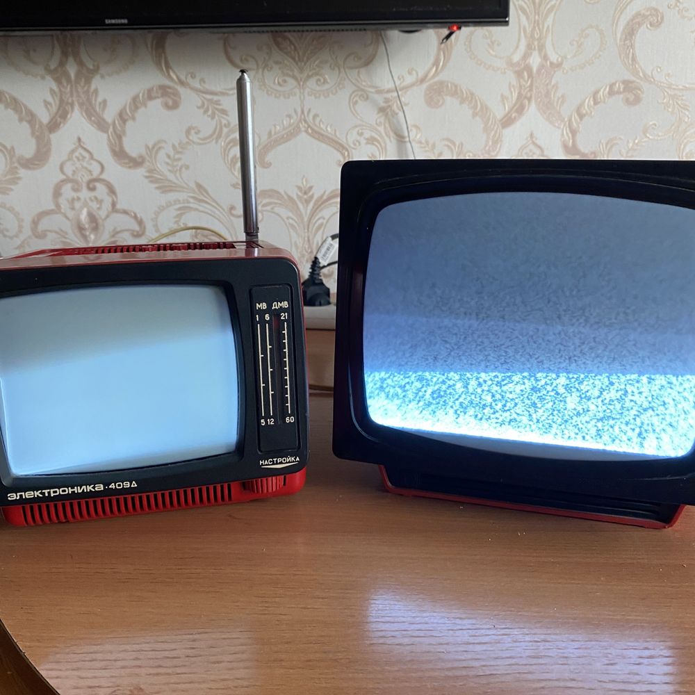 портативный телевизор Электроника, винтажный советские телевизоры.