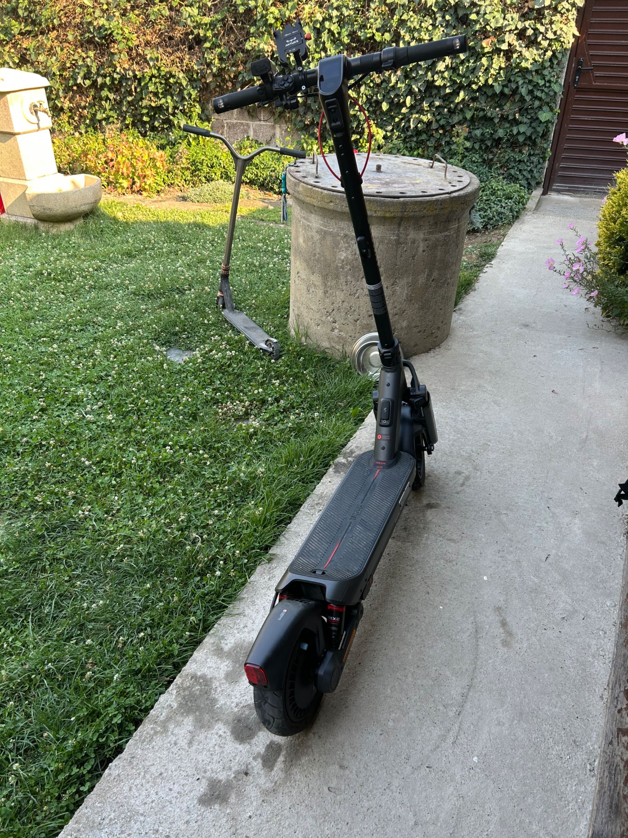 Тротинетка Segway G3, ninebot MAX3