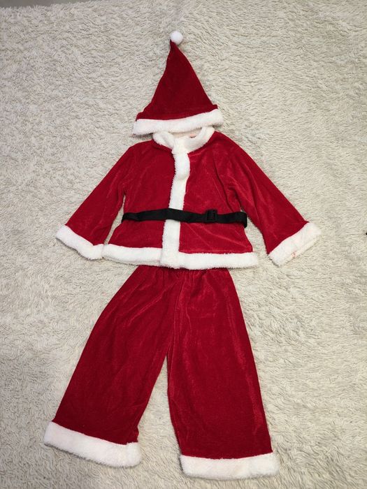 Костюм Деда Мороза. Новый. 120 размер.Не подошёл размер. Не одевался.