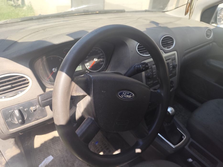 Vand ford focus