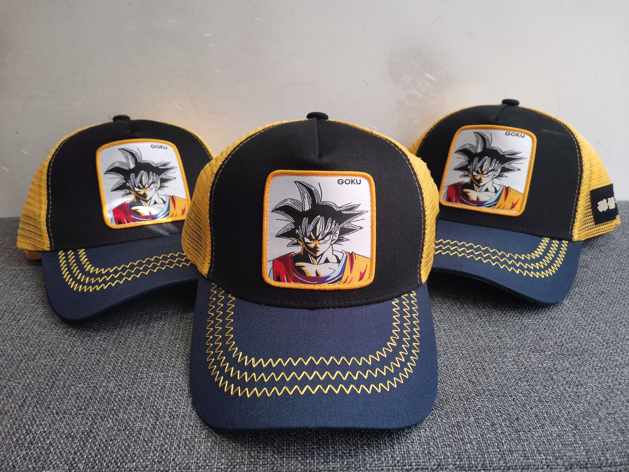Шапка с козирка тип Capslab Dragon ball Z Goku НОВО!!!