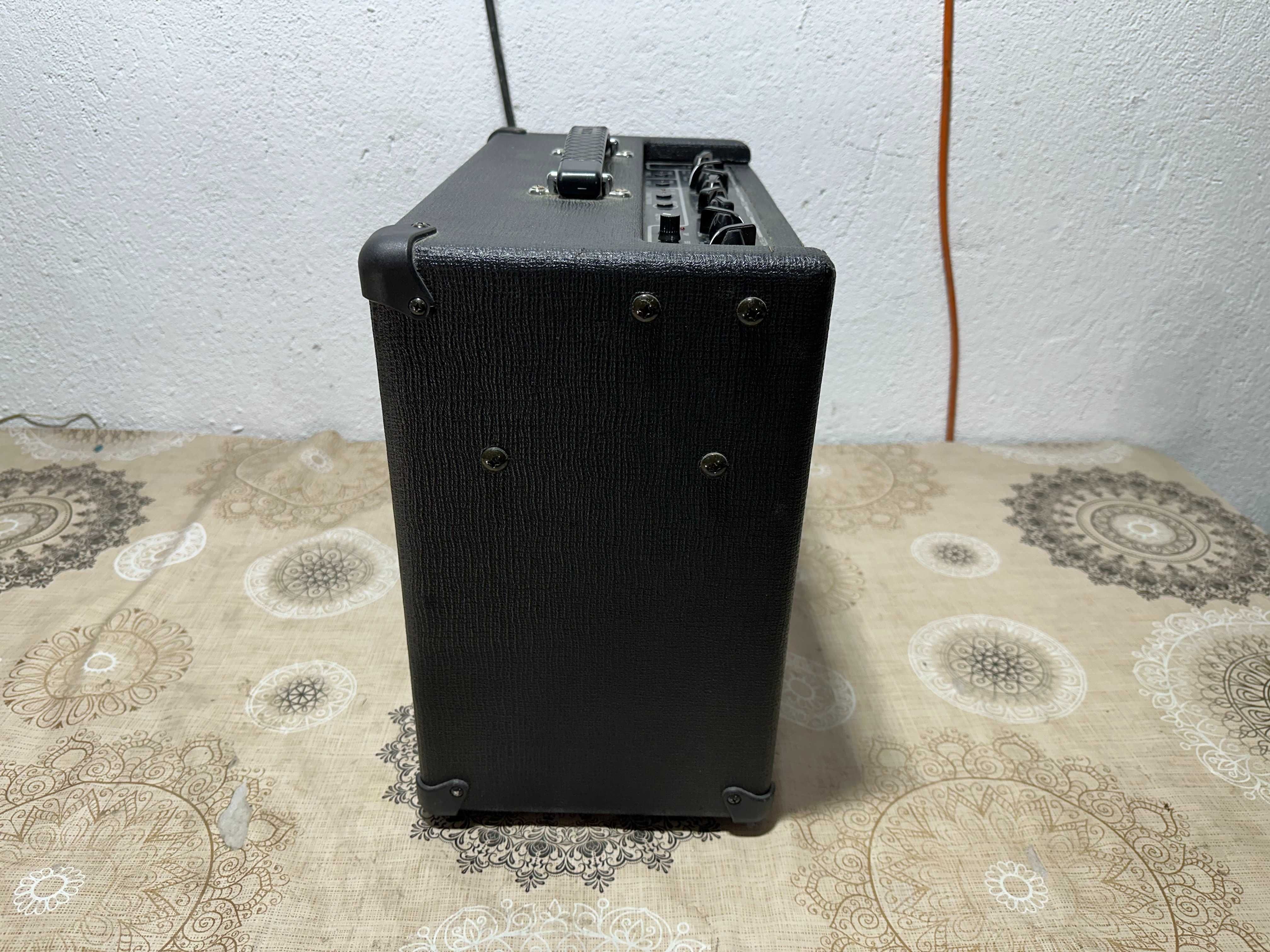 Кубе - Vox AD15VT