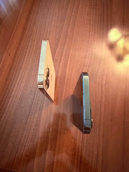 Iphone 12 pro max , 13 pro max