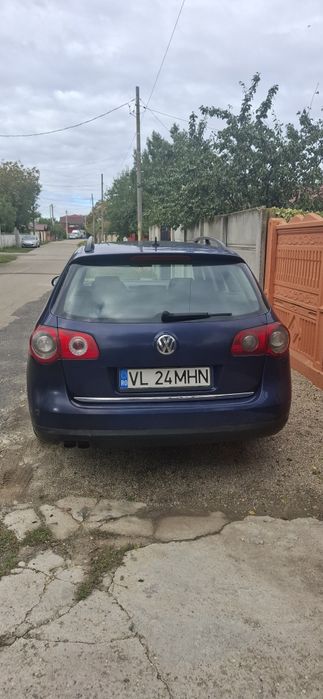 Vand sau schimb passat b6 4x4 2.0d