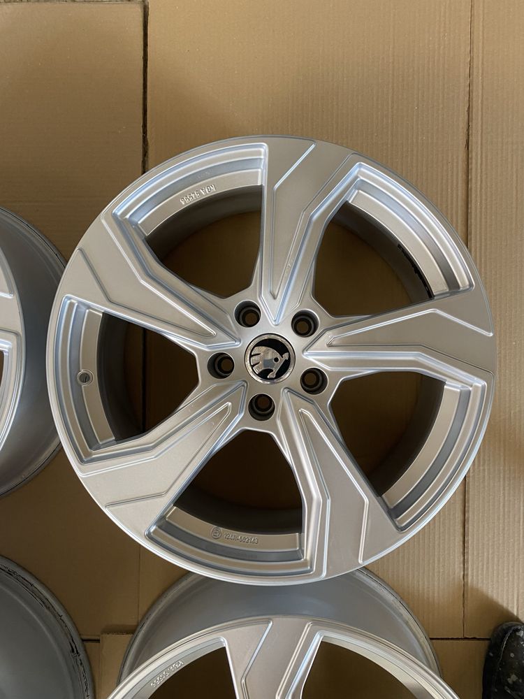 18 цола 5 х 112 мм Мерцедес , Ауди , Шкода  , Mercedes Audi Skoda VW