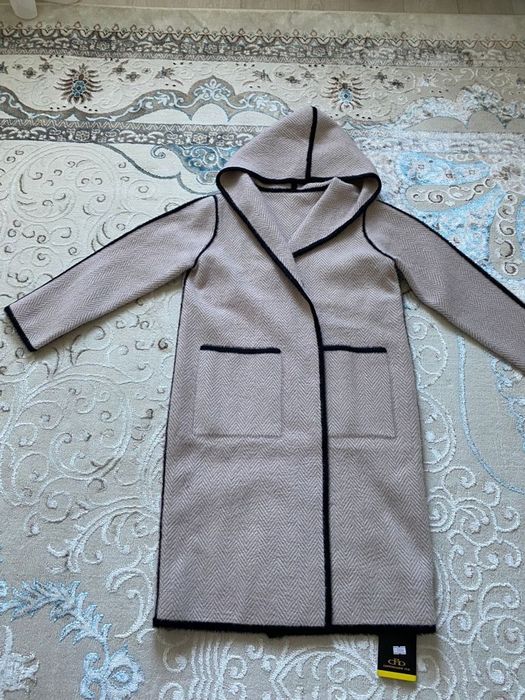 Продам кардигану женскую