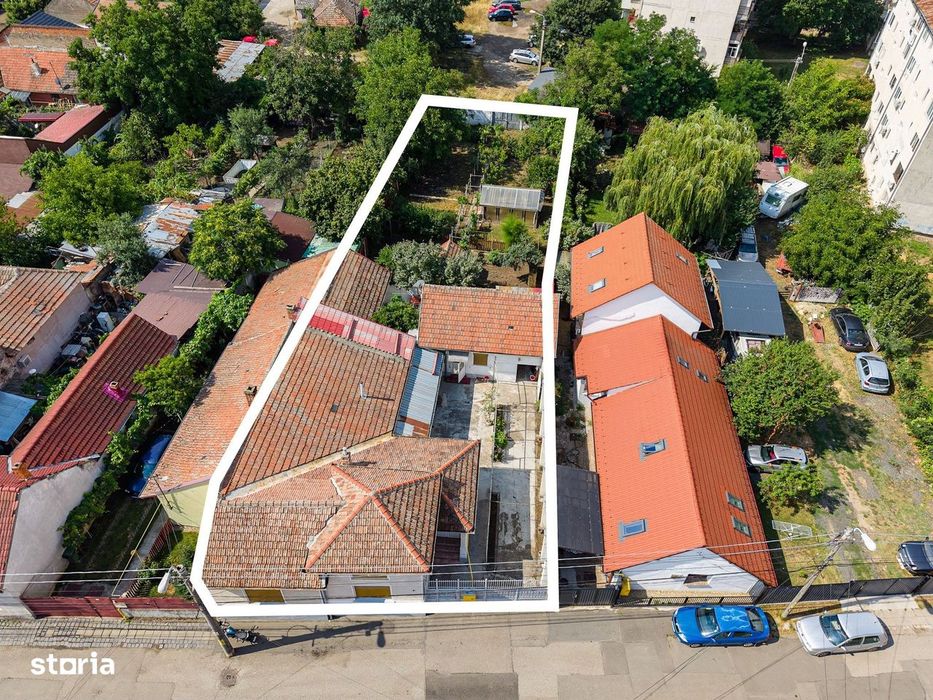 De Vânzare: Casă cu Teren în Zona Lunei, Timișoara