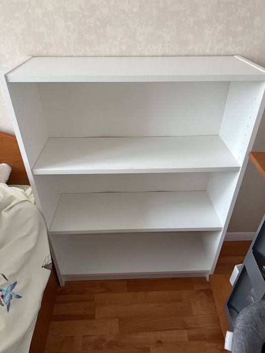 Biblioteca Ikea stare foarte buna