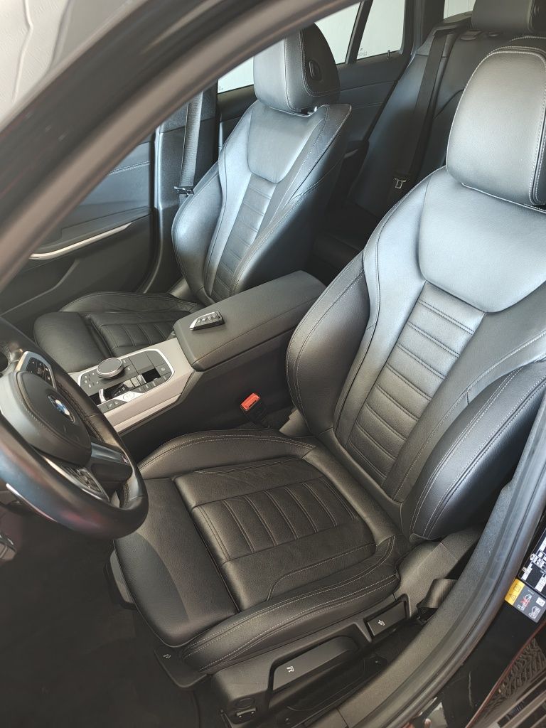 BMW seria 3 ,320e plug-in-hybrid 2023