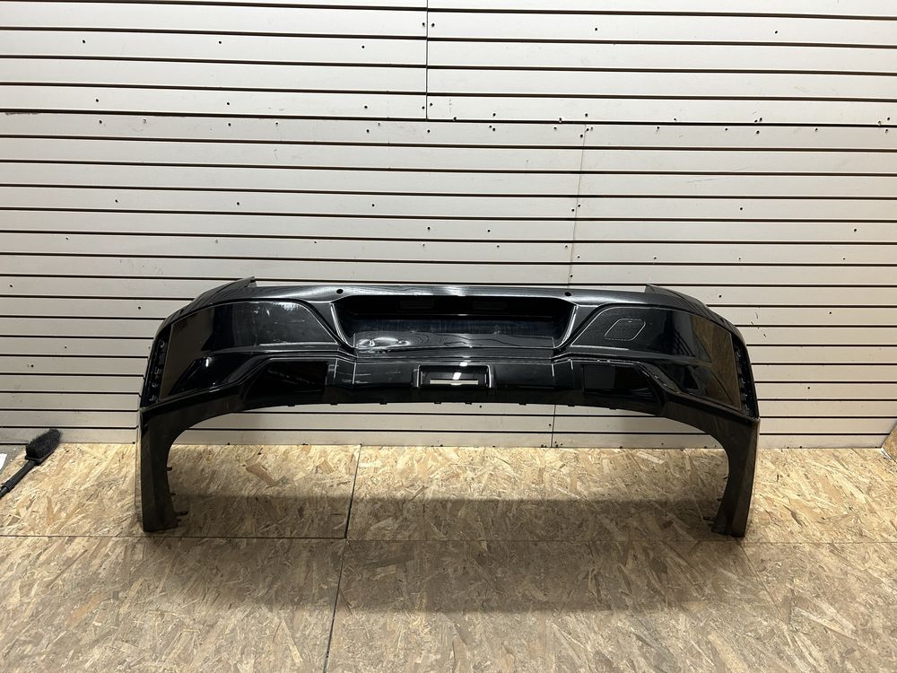 Bara spate bmw G70 seria 7 M paket 2023-2024