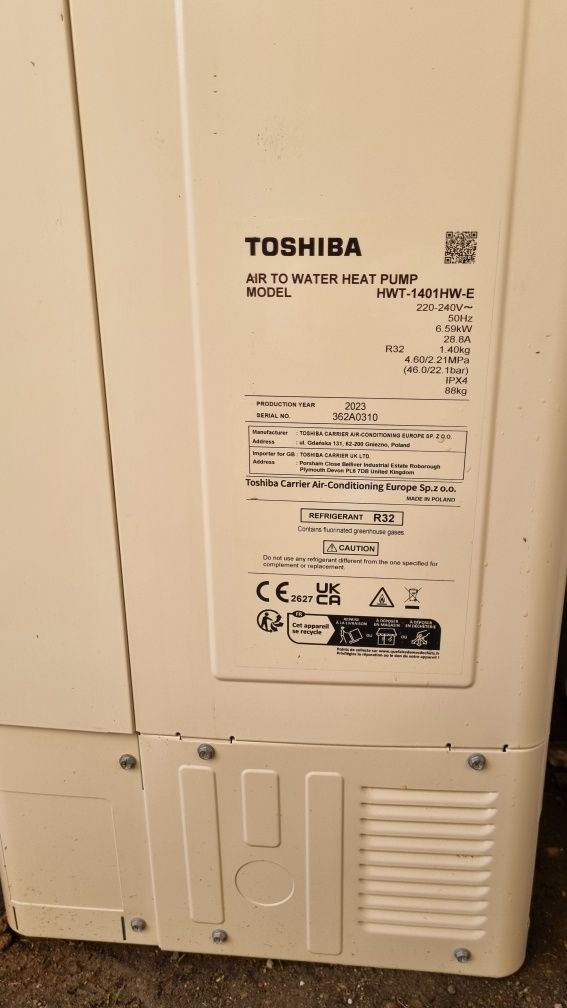 Pompa de caldura TOSHIBA ESTIA-R32 -14 KW - Pentru incalzire si racire