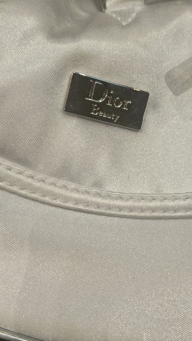 Dior сатенен несесер