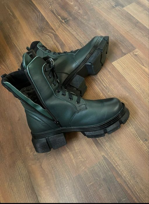 Ghete din piele verde/negru