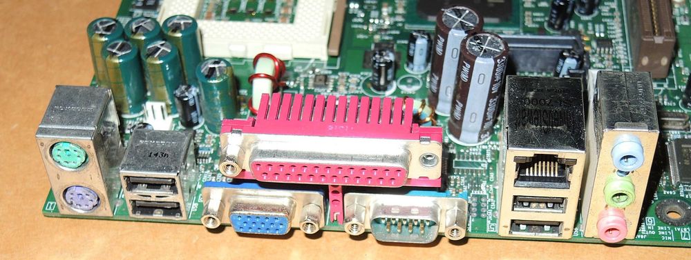 Intel D815EFVU Intel i815E Socket 370 Tualatin Support mATX Testat