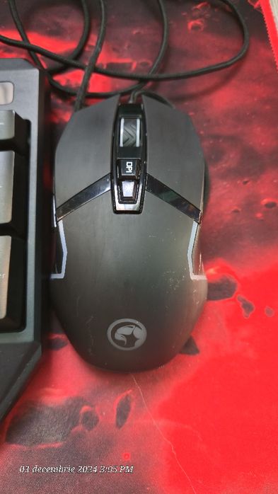 Tastatura, mouse, mouse pad