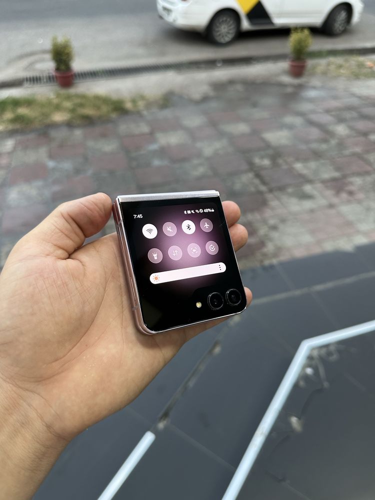 Samsung Z Flip 5