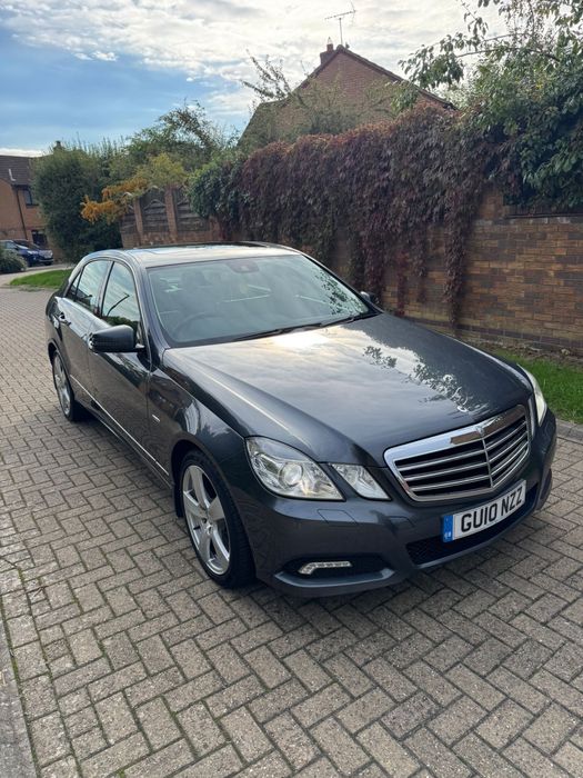 Dezmembrez Mercedes-Benz E350 cdi Avantgarde