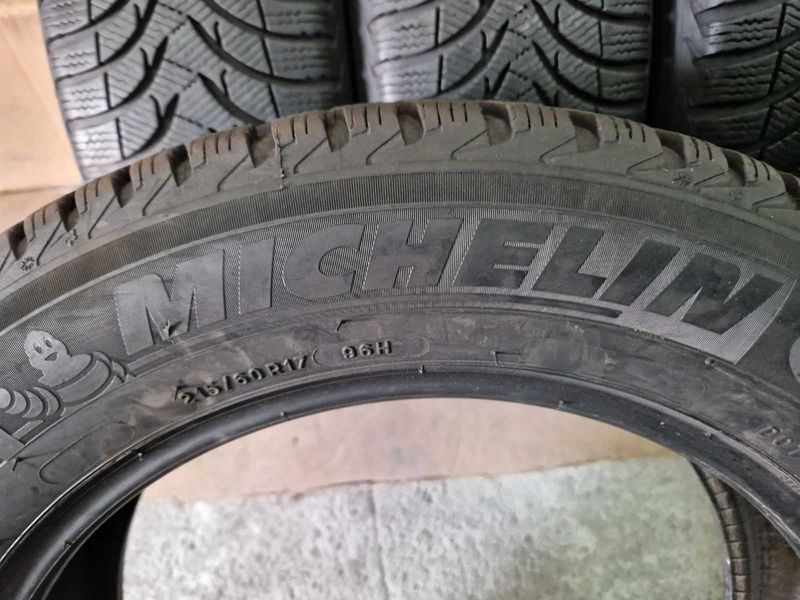 4 Michelin R17 215/60
зимни гуми DOT1118